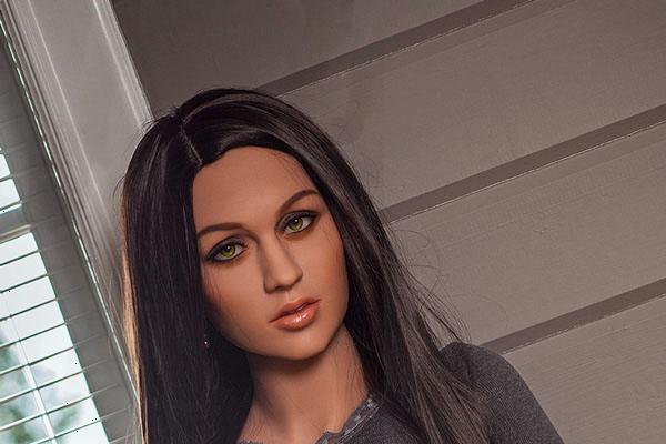 build a sex doll