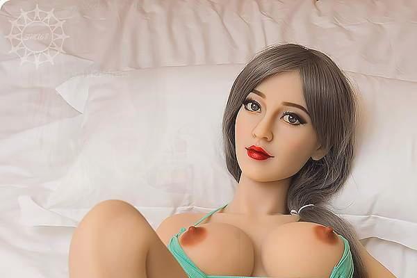 mini anime sex doll